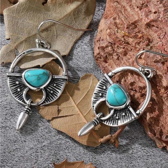 “Turquoise Bullets” Shield Armor Weapon Warrior Arrow Dart Southwestern Earrings - Picture 7 of 9